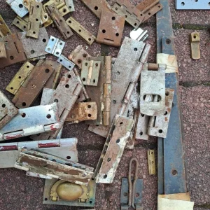 Old vintage hinges and gate fixings - Image 4