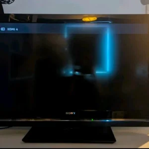 Sony Bravia KDL-37W5500 37 Inch 1080p HD LCD TV