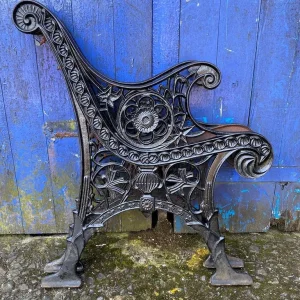 CAST IRON BENCH ENDS - Image 4