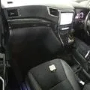 Toyota Vellfire Golden Eyes 3.5L Automatic 7-Seater 2014 - Image 3