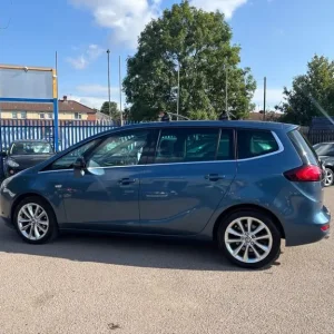 2014 Vauxhall Zafira 2.0 CDTi Elite 5-door Auto - Image 4