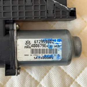 VW Polo and Skoda Fabia window motors 6Y1959801/6Y2959802 - Image 6