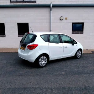 2013 Vauxhall Meriva 1.7 CDTI Exclusive - Image 3