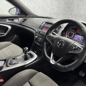 2014 Vauxhall Insignia 2.0 CDTi SRi VX Line Nav Diesel Hatchback - Image 2