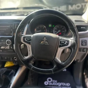 2018 Mitsubishi L200 DI-D 4WD Barbanic DCB Pickup Diesel Manual - Image 8
