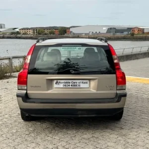 2004 Volvo V70 2.4 SE 5-door Automatic Estate - Image 8