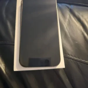 iPhone 16 Pro 128GB - Image 3