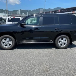 TOYOTA LAND CRUISER AX G 4.6 V8 PETROL AUTO - 2014 - 21K MILES - 1 OWNER JAPAN - Image 7