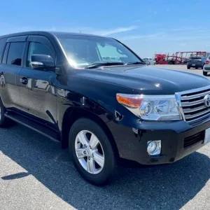 TOYOTA LAND CRUISER AX G 4.6 V8 PETROL AUTO - 2014 - 21K MILES - 1 OWNER JAPAN