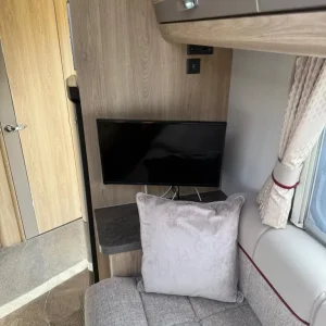 2018 Elddis Majestic 175 - Image 6