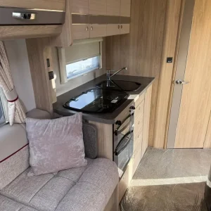 2018 Elddis Majestic 175 - Image 7