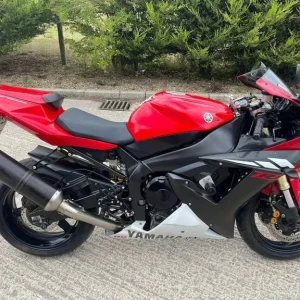 2003 Yamaha R1 Red – 13k Miles, New MOT, HPI Clear - Image 3