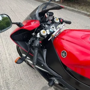 2003 Yamaha R1 Red – 13k Miles, New MOT, HPI Clear - Image 8