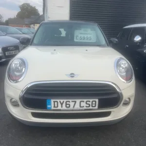 2017 MINI Hatch 1.5 Cooper 5dr Petrol Manual - Image 5
