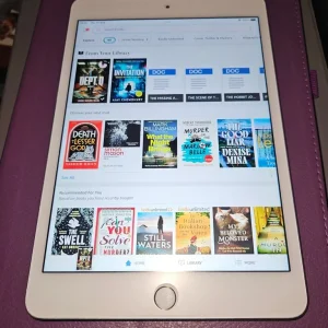 Apple iPad mini 4 16GB White With Charging Cable - Image 2