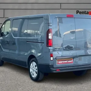 Renault Trafic Panel Van 2.0 Dci Diesel 30 Extra 5-door Manual Swb - Image 2