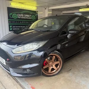 2016 Ford Fiesta 1.6T EcoBoost ST-2 Euro 6 3dr Hatchback Petrol Manual - Image 2