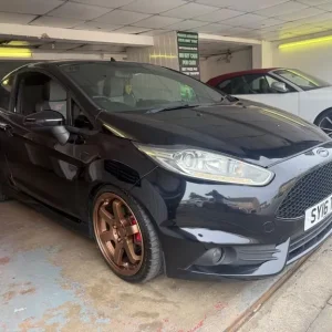 2016 Ford Fiesta 1.6T EcoBoost ST-2 Euro 6 3dr Hatchback Petrol Manual - Image 3