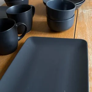 Black set of dinnerware plates, bowls, mugs - Image 3