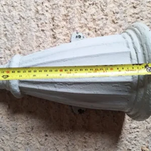 Cast iron hoppers and downpipes - Image 4