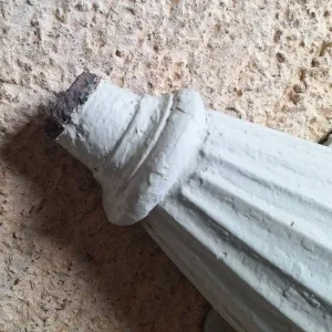 Cast iron hoppers and downpipes - Image 5