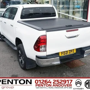 2021 Toyota Hilux 2.4 D-4D Icon Auto 4WD Euro 6 (s/s) 4dr PICK UP Diesel Automatic - Image 4