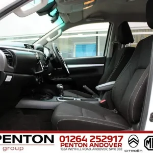 2021 Toyota Hilux 2.4 D-4D Icon Auto 4WD Euro 6 (s/s) 4dr PICK UP Diesel Automatic - Image 7