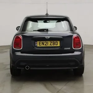 2021 MINI Cooper Exclusive 1.5 Petrol Manual Hatchback - Image 8