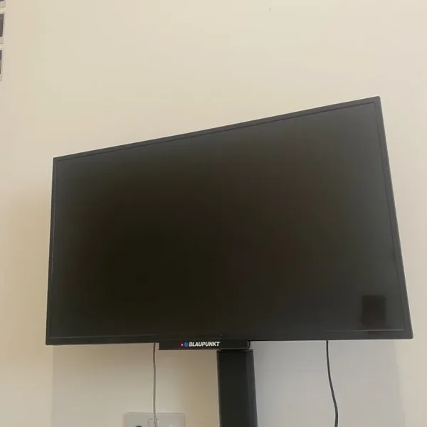 33” TV