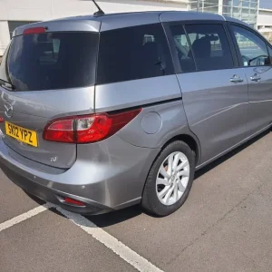 2012 Mazda 5 MPV 5-door manual - Image 5