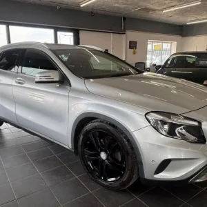 2014 Mercedes-Benz 180 2.1 GLA200 CDI SE SUV 5dr Diesel Manual Euro 6 - Image 2