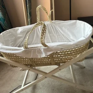 Moses basket with all accessories incl. stand
