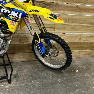 Suzuki RMZ 450 2016 Motocross Bike - Image 7