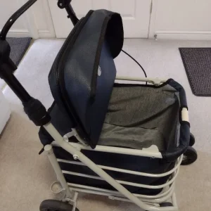 Shopping trolley/walker with cushioned seat - Image 3