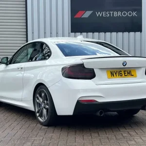 2016 BMW 2 Series 3.0 M235i Auto Euro 6 2dr Coupe - Image 4