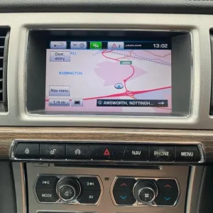 2015 Jaguar XF R-Sport 2.2 TDi Auto – Damaged but Starts and Drives - Image 8