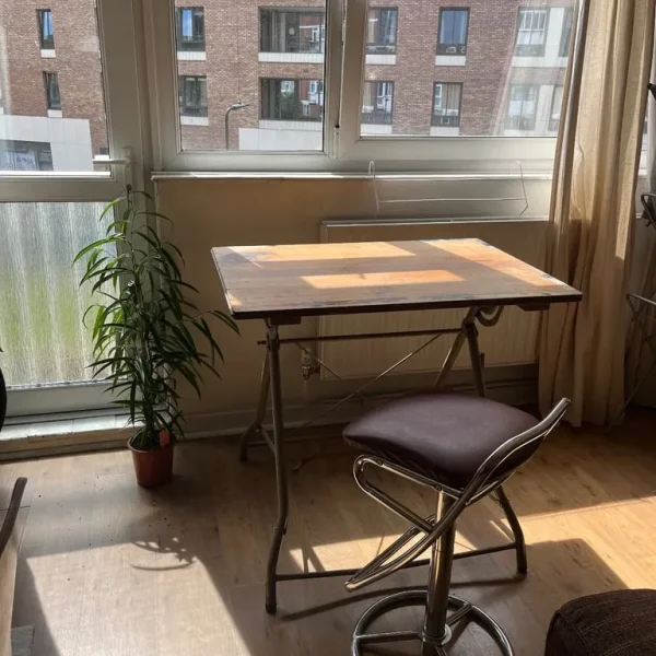 Architect desk and chair