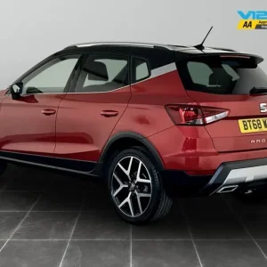2018 SEAT Arona 1.0 TSI FR Sport 5-door Hatchback - Image 8