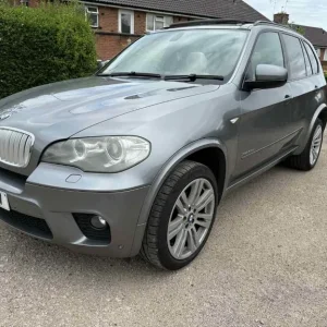 2011 BMW X5 40d Estate 3.0L - Image 2
