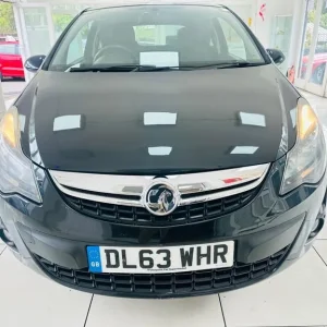 2014 Vauxhall Corsa 1.4 16V SXi Euro 5 3-door hatchback with manual gearbox and air conditioning - Image 2