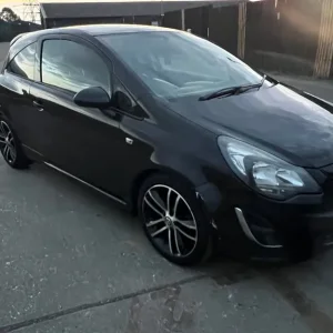 Vauxhall Corsa 1.4 2014 Manual Hatchback - Image 4