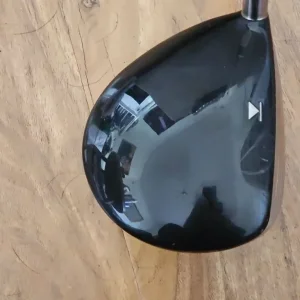 Titliest 907 D2 9.5 graphite shaft driver - Image 2