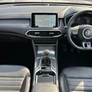 2024 MG HS 1.5 T-GDI Trophy Euro 6 5-door Estate - Image 5
