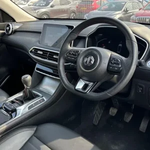 2024 MG HS 1.5 T-GDI Trophy Euro 6 5-door Estate - Image 7