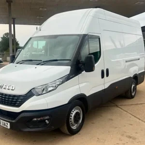 2022 Iveco Daily 2.3D HPI 14V 35S 3520 Panel Van 5dr Diesel Manual MWB H2 Euro 6 (s/s) - Image 5