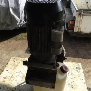 240v hydraulic power pack - Image 3