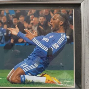 A5 Signed Didier Drogba Chelsea Autograph Photo Frame