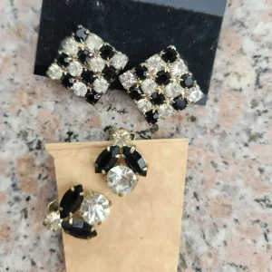 8 PAIRS OF BLACK AND DIAMONTE CLIP-ON EARRINGS - Image 3