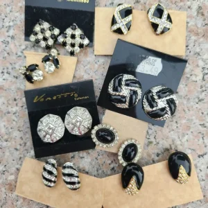 8 PAIRS OF BLACK AND DIAMONTE CLIP-ON EARRINGS