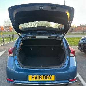 2016 Toyota Auris VVT-I Business Edition Hatchback - Image 7